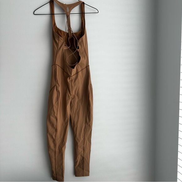 Free People fp Movement Nirvana Now Onesie Tan XSmall - Picture 4 of 7